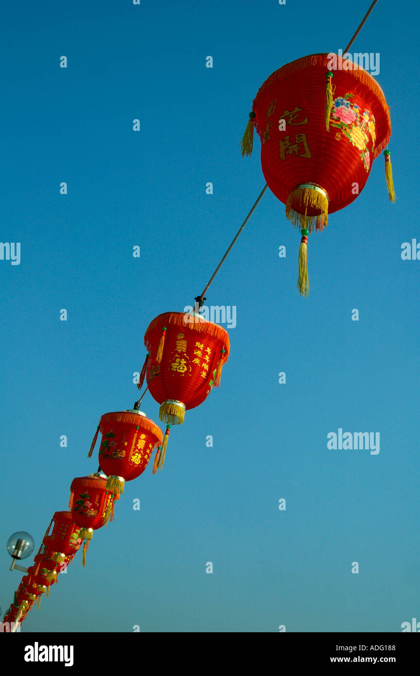 String of chinese lanterns kowloon hi-res stock photography and images ...
