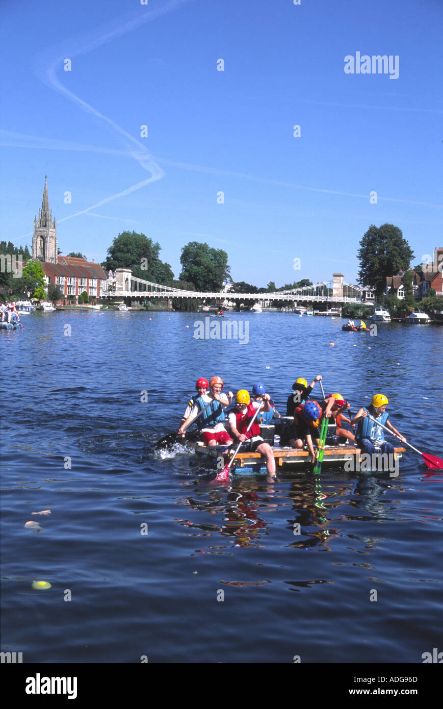 Raft race hi-res stock photography and images - Alamy