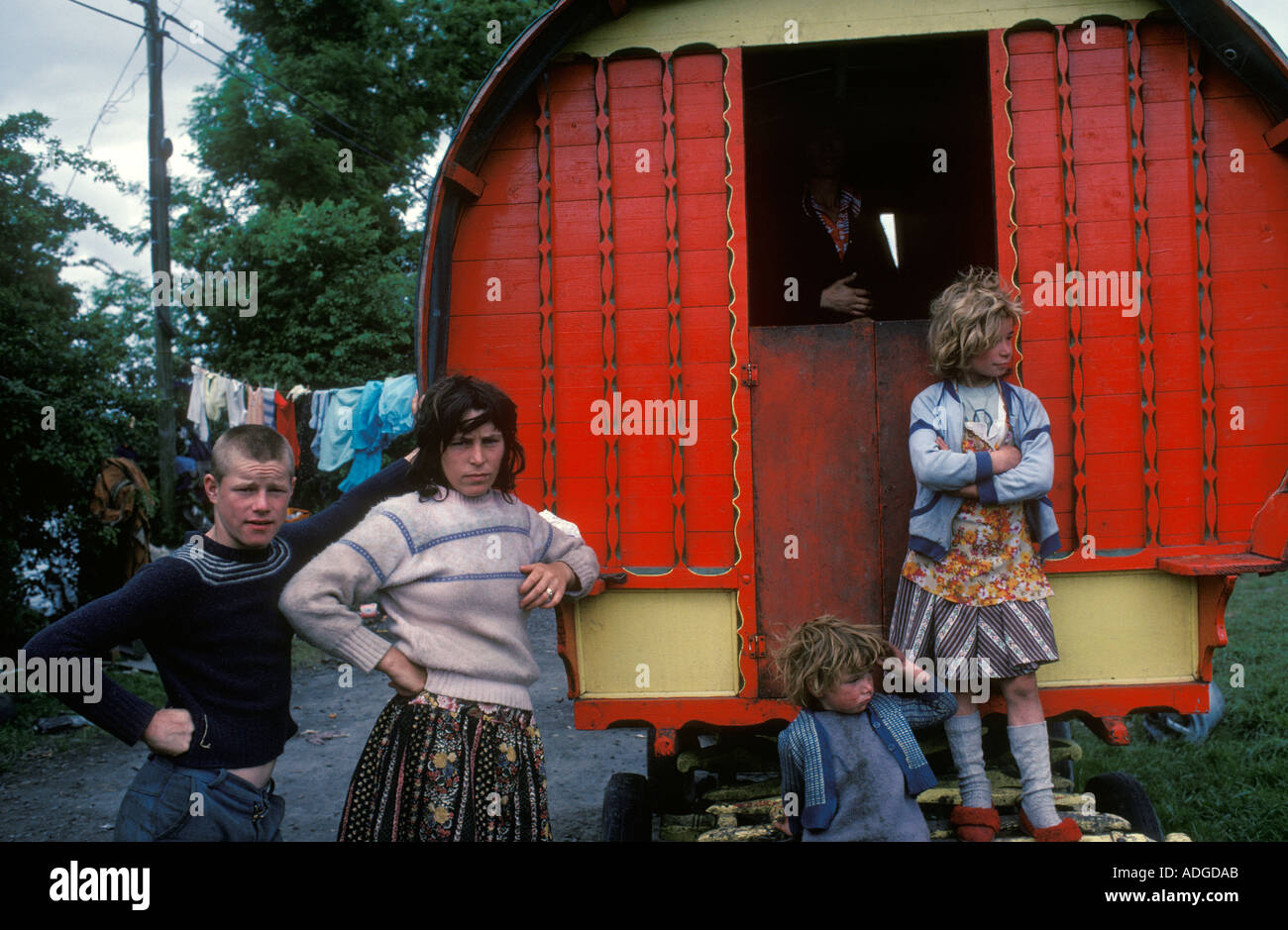 Gypsy camp family their horse drawn caravan camp Southern Ireland Eire  1970s 70s HOMER SYKES Stock Photo - Alamy