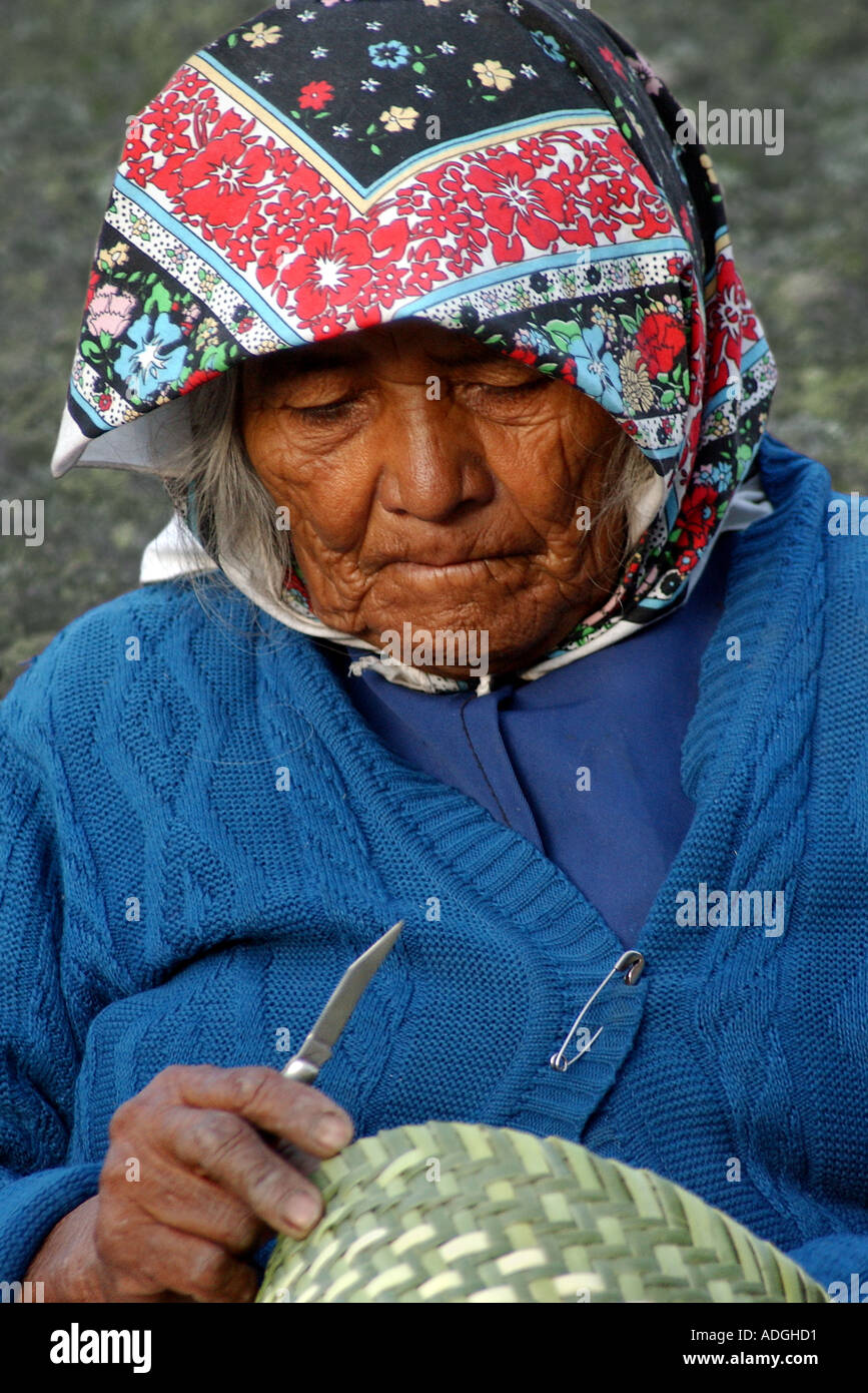 basket weaver woman Tarahumara Indian Stock Photo - Alamy