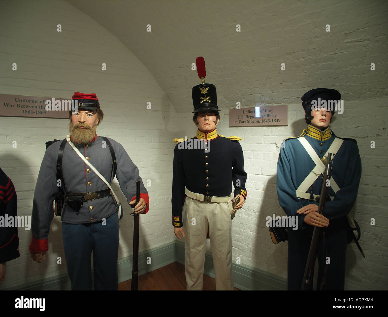 Old military uniforms hires stock photography and images Alamy