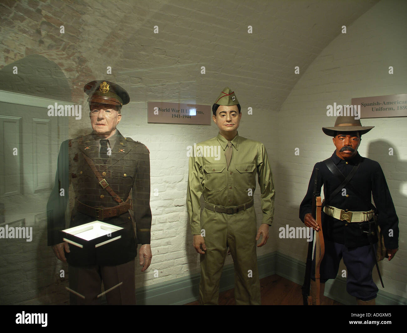 Old military uniforms hires stock photography and images Alamy
