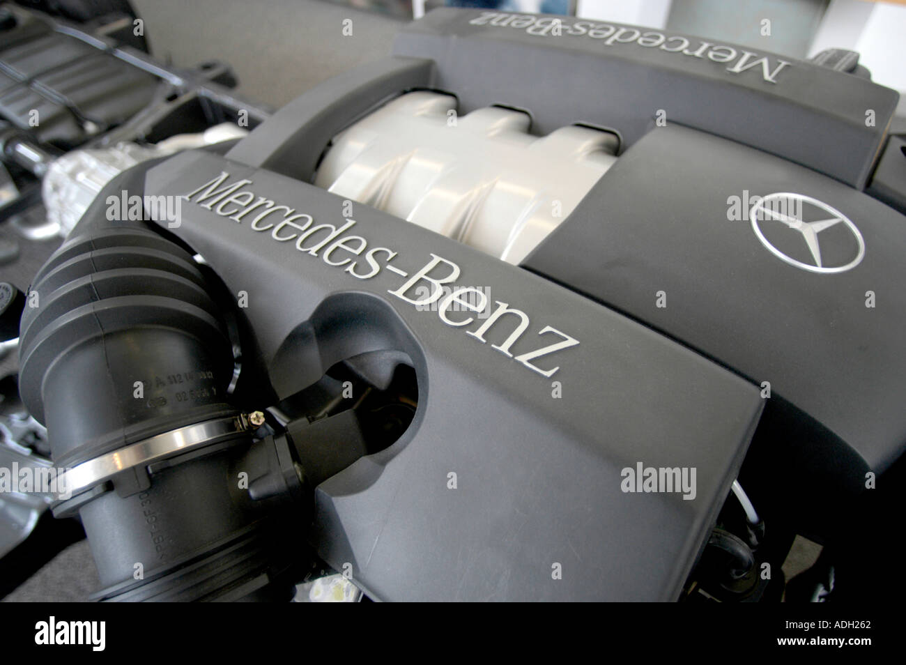 Mercedes parts. Mercedes запчасти. Mercedes DTM engine.