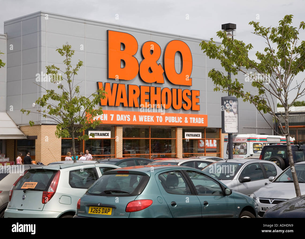 Cardiff gate retail park hires stock photography and images Alamy
