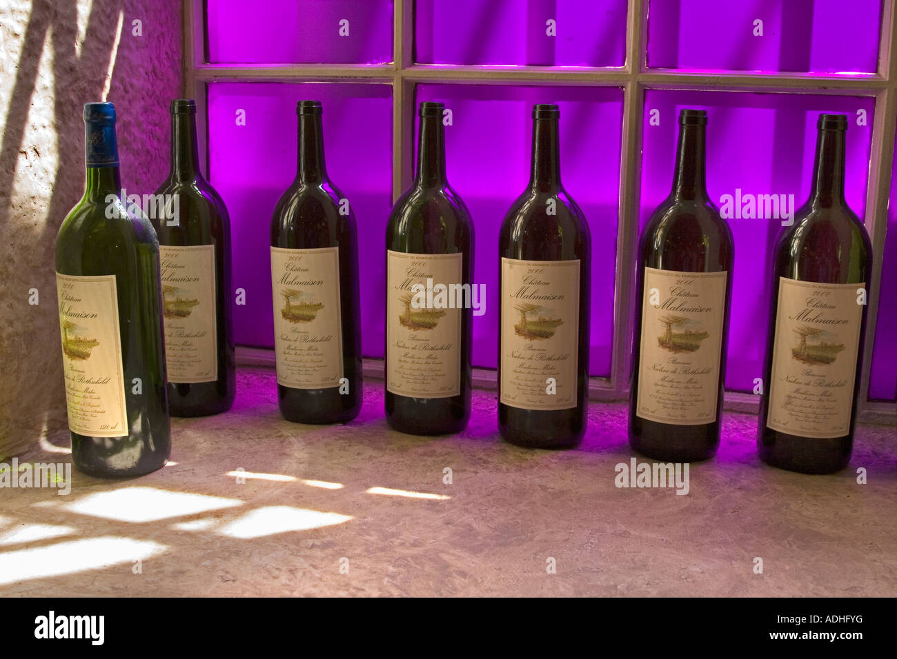 Bottles of wine in Oxford Restaurant Stock Photo Alamy