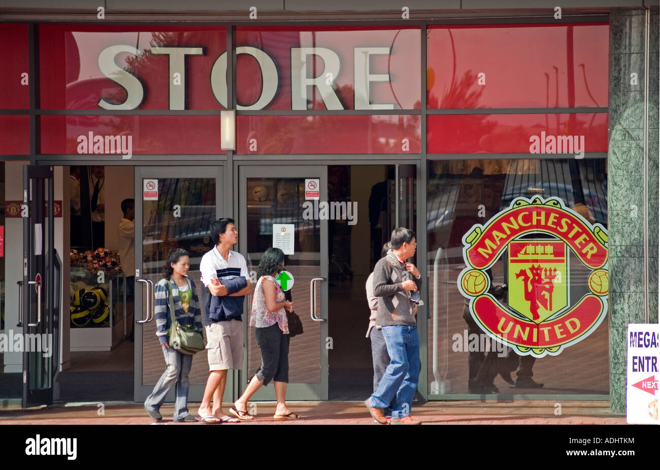 Manchester united megastore hires stock photography and images Alamy