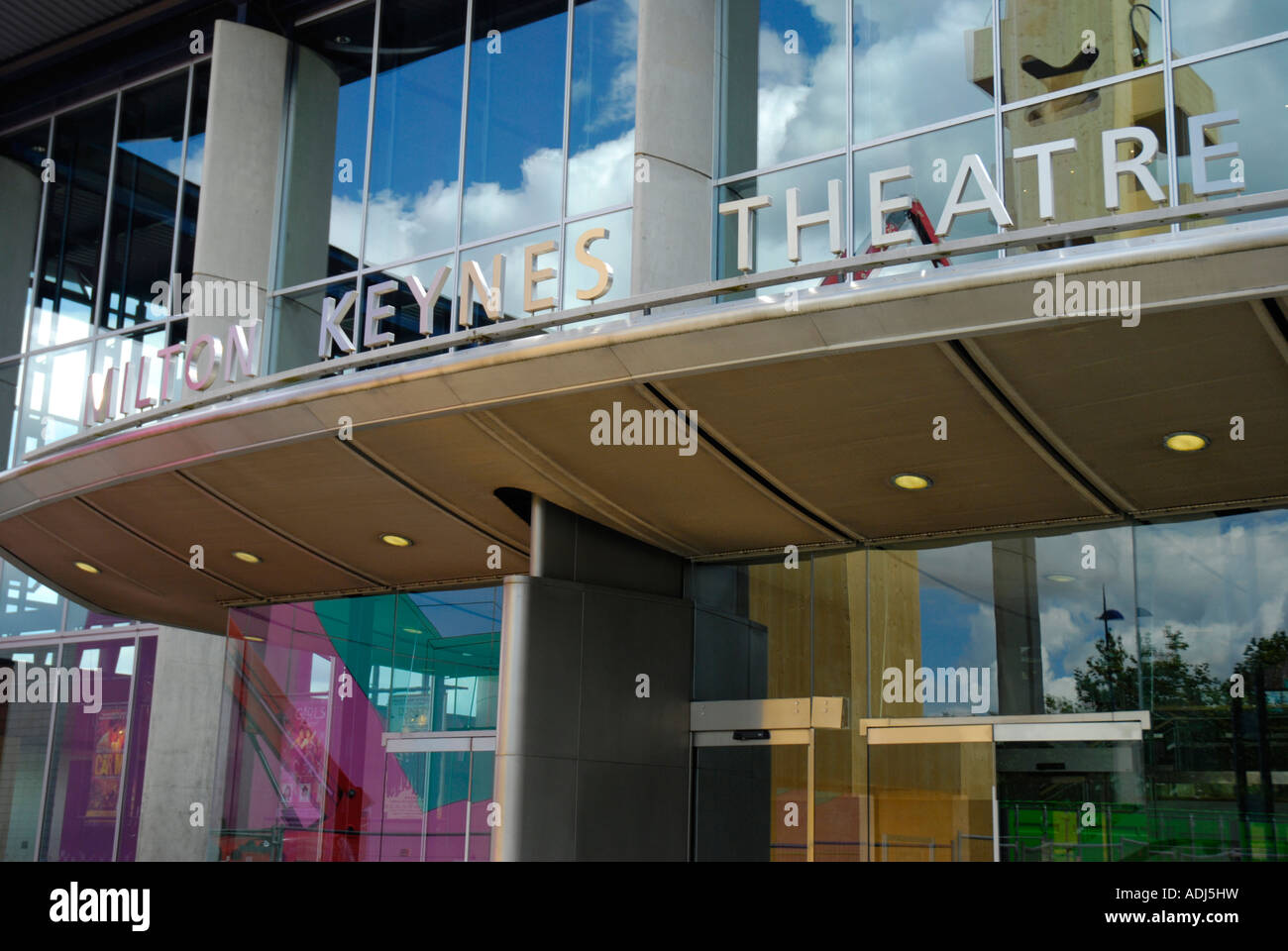 Milton Keynes Theatre Stock Photo Alamy