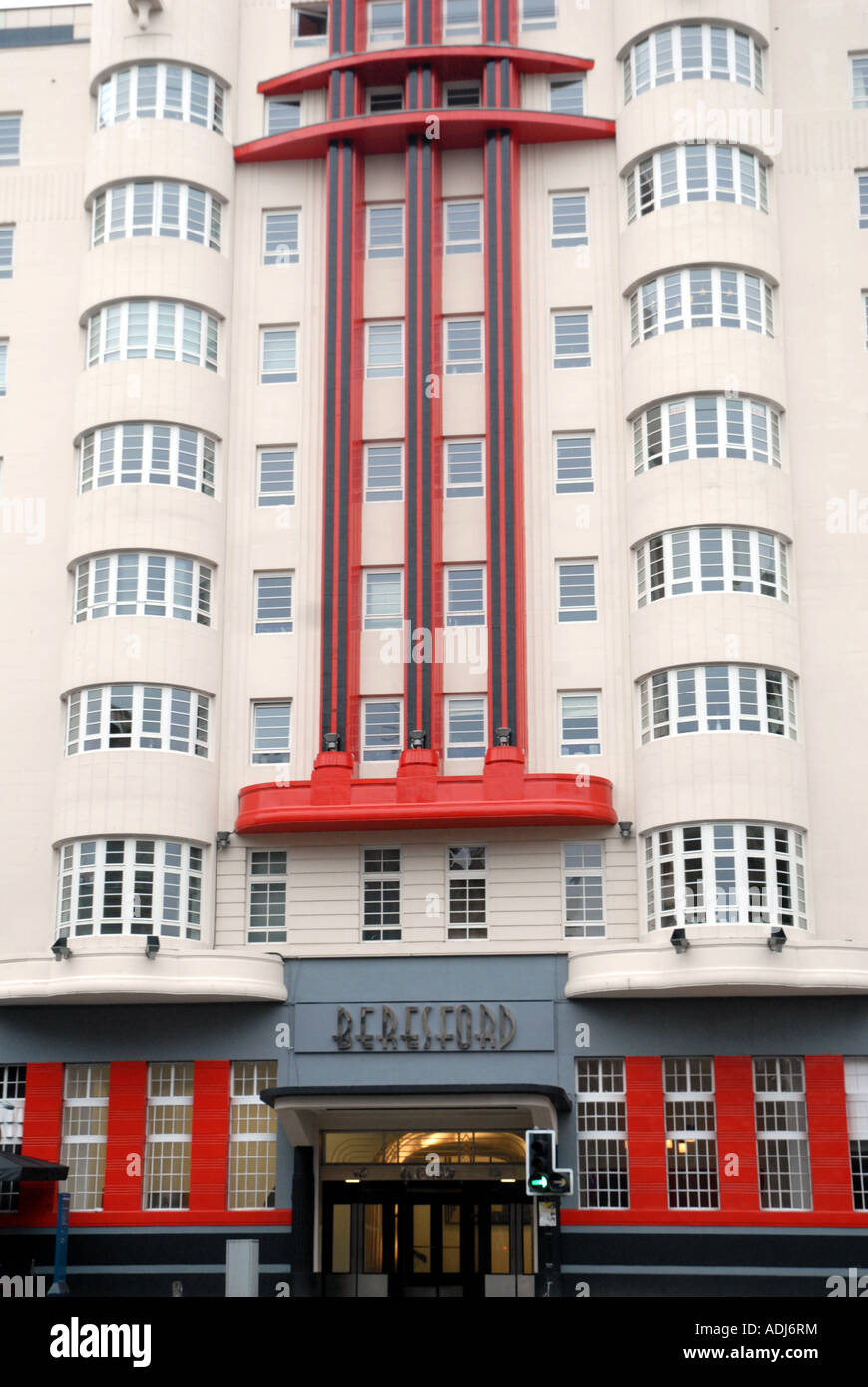 The Beresford, Originally A Hotel Built 1938, Art Deco Style. Converted to Luxury     Apartments. Sauchiehall St, Glasgow. . Stock Photo