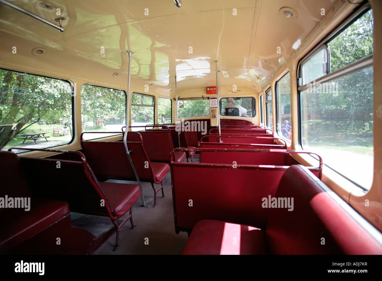 Interior english double decker bus hi-res stock photography and images