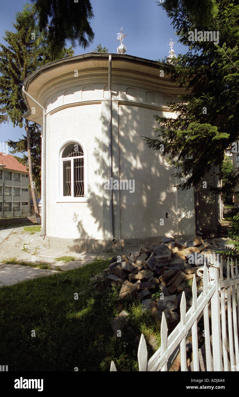 Defunct Romanian football clubs: FC Baia Mare, FC Politehnica Iaşi