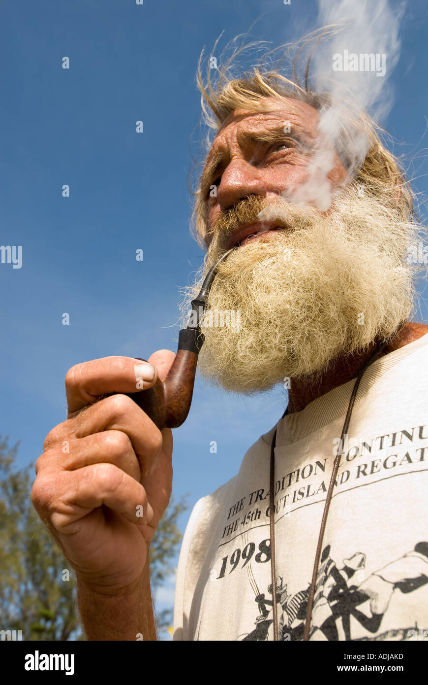Bearded beard male smoke hi-res stock photography and images