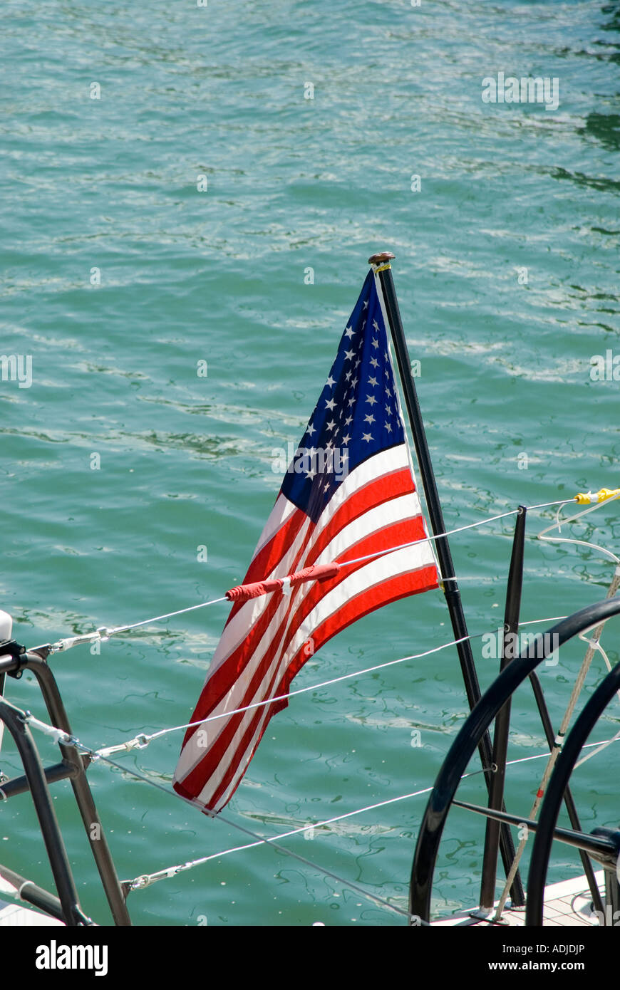 Bandiera USA Nautica 16x24 Pollici Con Ricami: Sventola La Tua Passione Per Il Mare!
