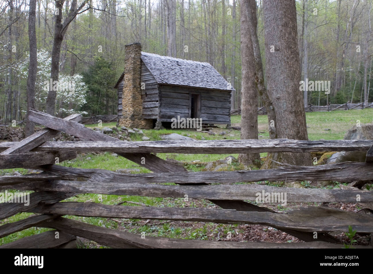 Abandoned Cabin In The Smokies Stock Photo 7676169 Alamy