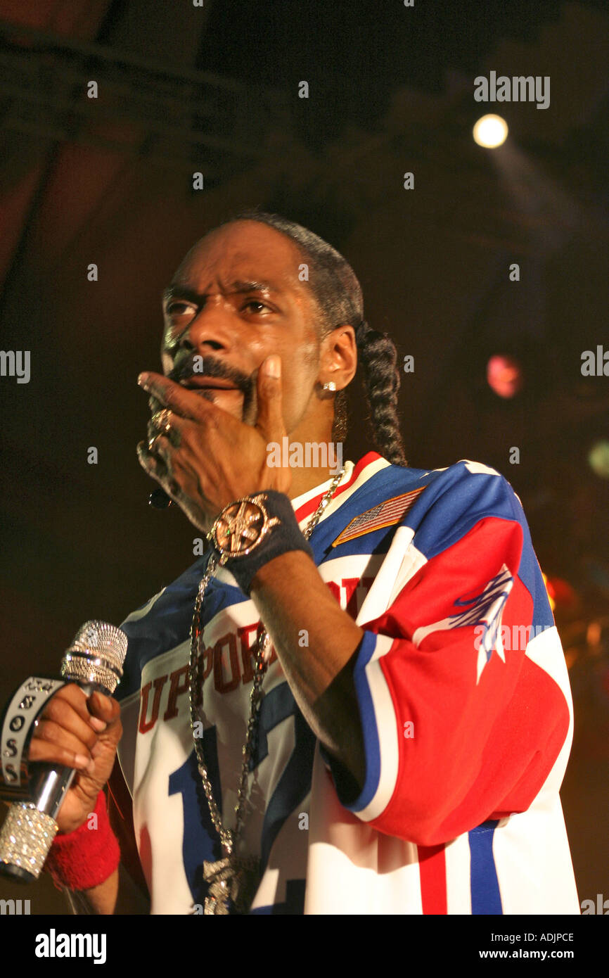 Gangster rap hi-res stock photography and images - Alamy