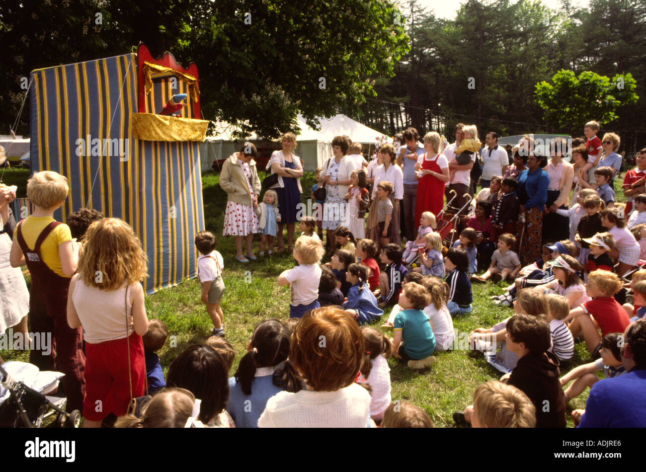 Entertainment audience watching Punch and Judy Show Stock Photo Alamy