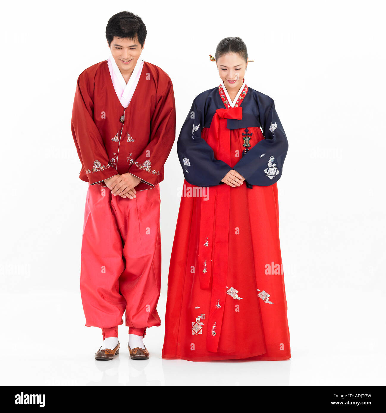Korean traditional bowing hi-res stock photography and images - Alamy
