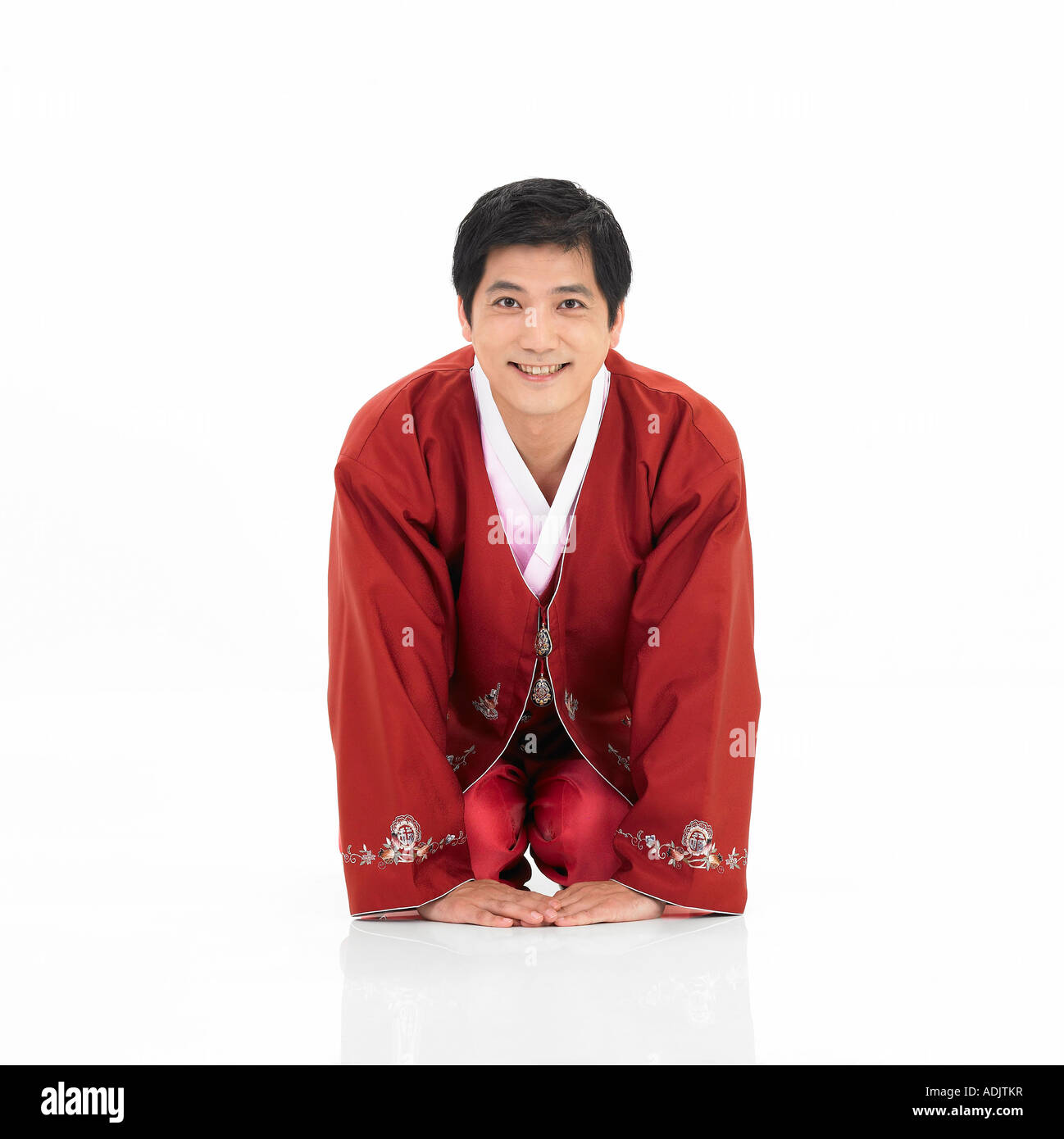 Korean traditional bowing hi-res stock photography and images - Alamy