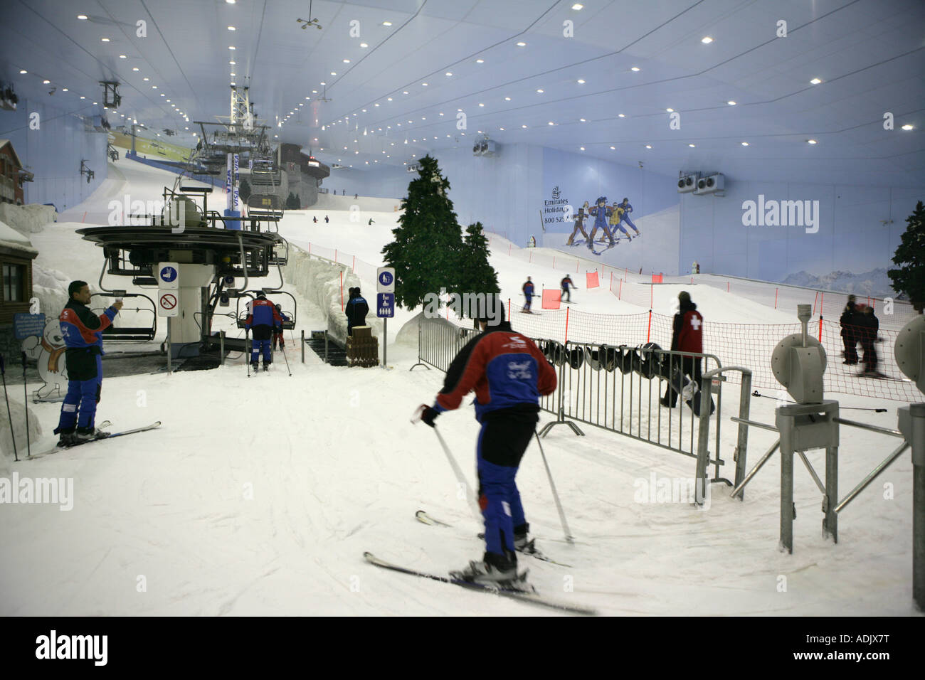 ARE, United Arab Emirates, Dubai Ski Dubai, Indoor skiing at the Mall