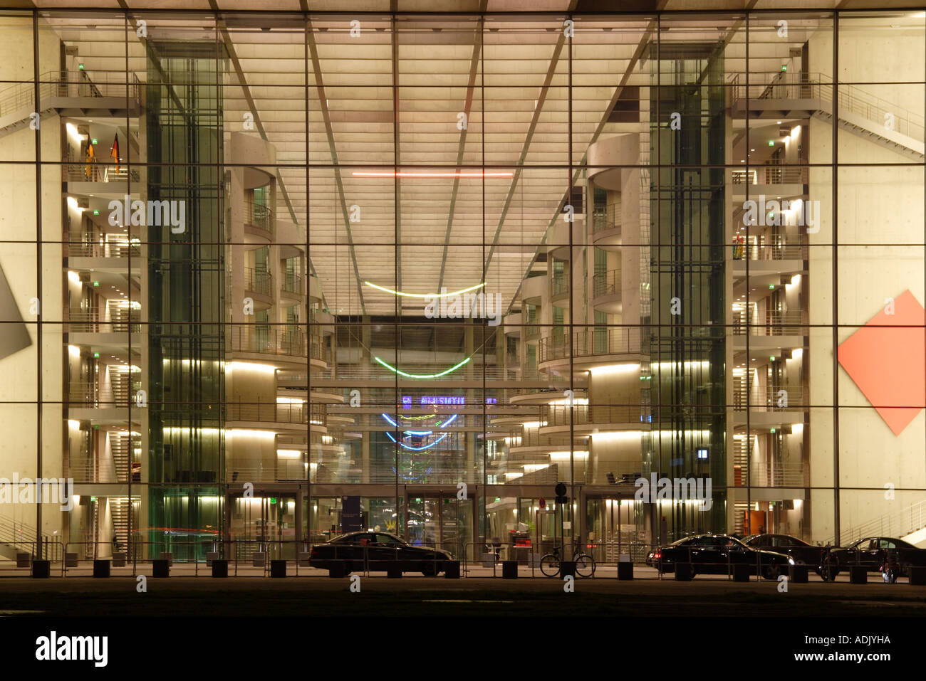 Spiegel fassaden hires stock photography and images Alamy