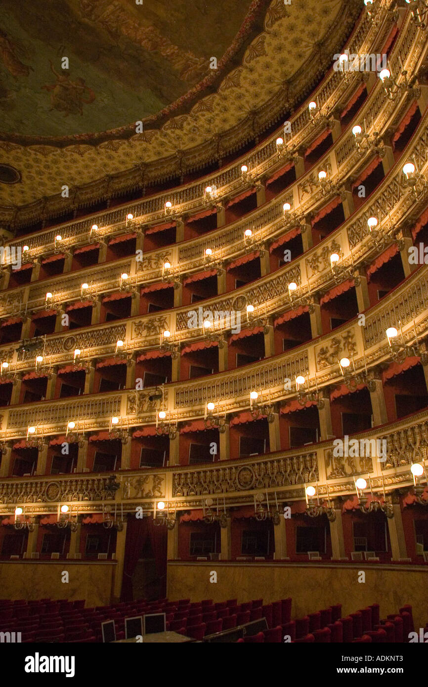 Teatro san carlo hi-res stock photography and images - Alamy