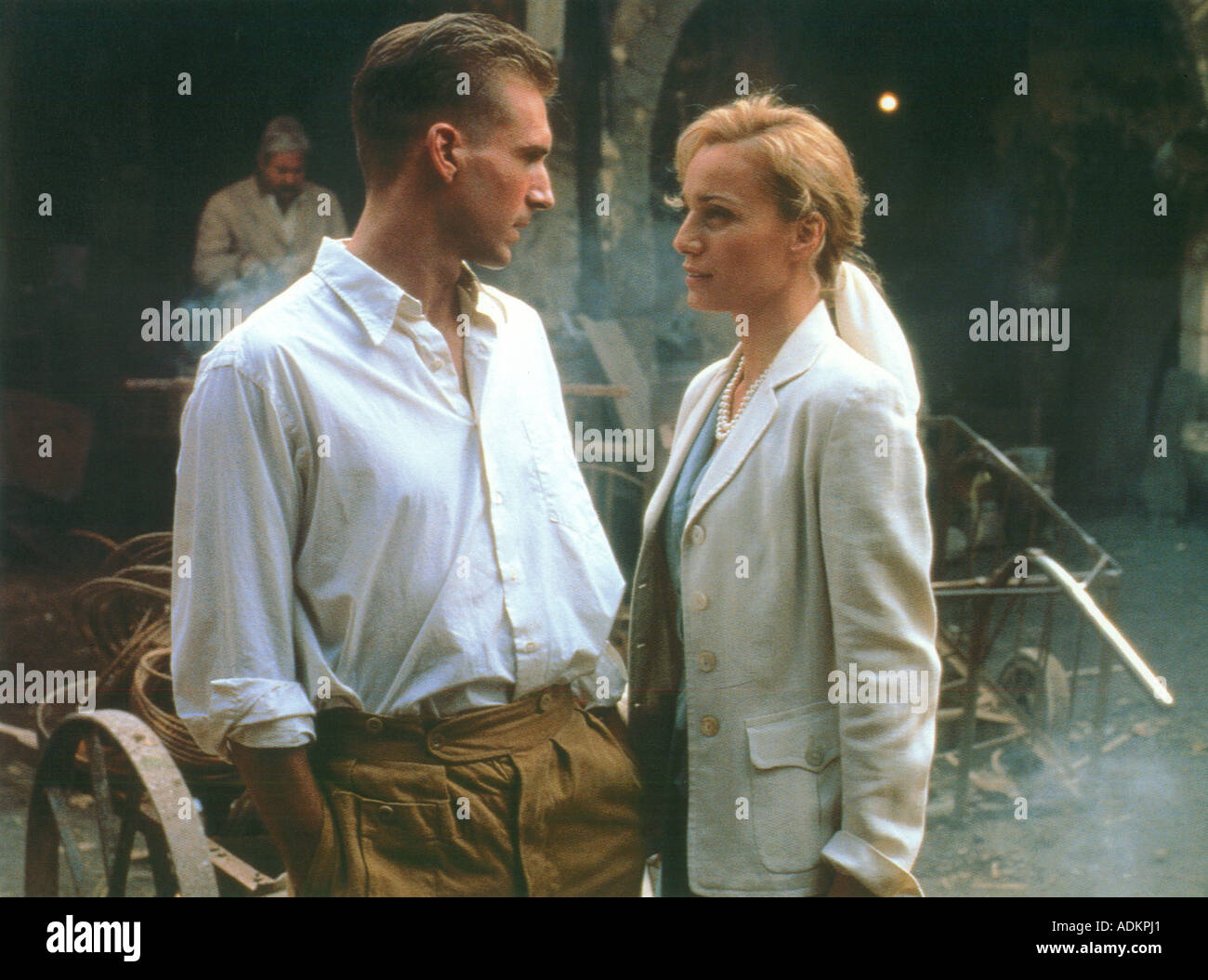 THE ENGLISH PATIENT 1996 Buena Vista film with Ralph Fiennes and Kristin Scott Thomas Stock Photo