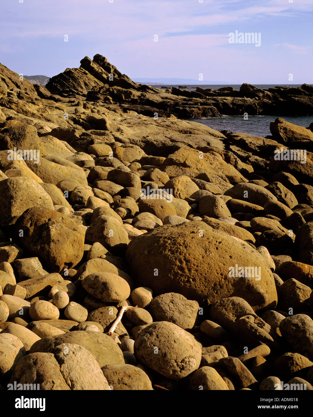 Sooth Rocks Smooth rocks hi-res stock photography and images - Alamy