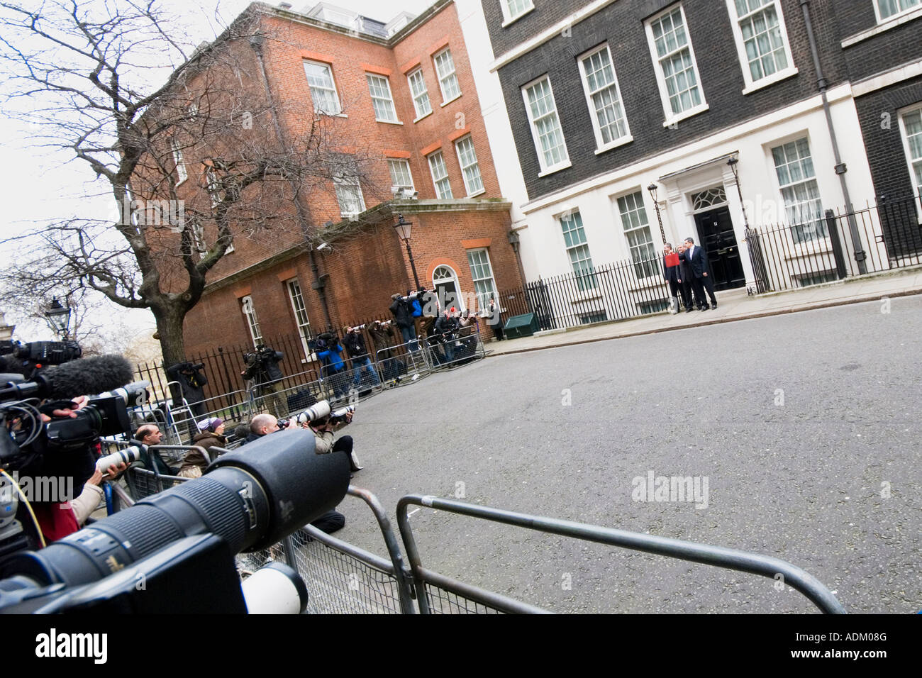 The Budget Downing Street London March 2006 Stock Photo Alamy