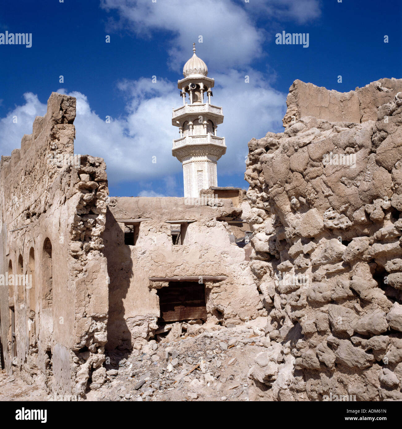 Sharjah Uae Old Building And Mosque Stock Photo Alamy