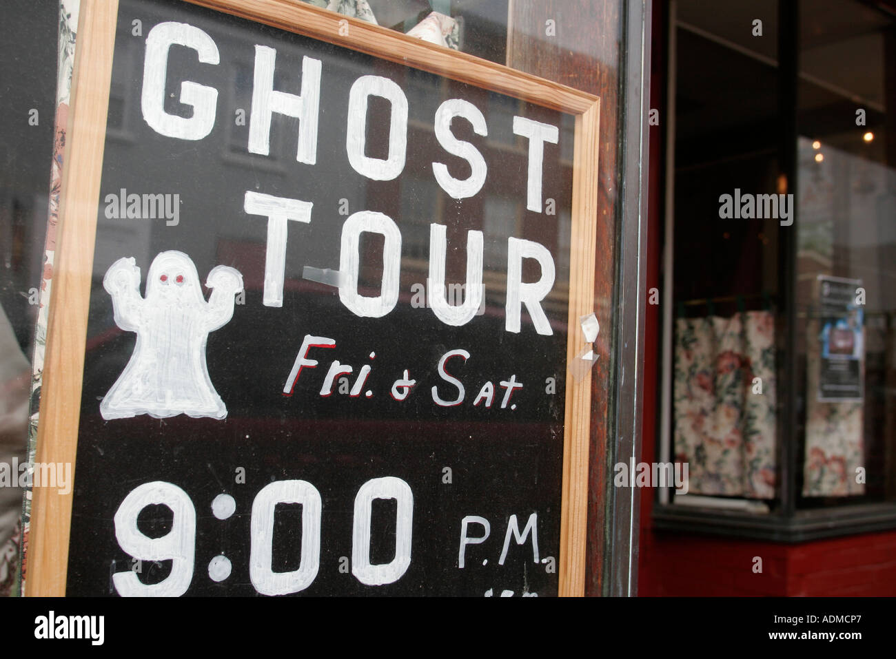 Leesburg Virginia,Loudoun County,North King Street,sign,Ghost Tour,VA060518055 Stock Photo Alamy