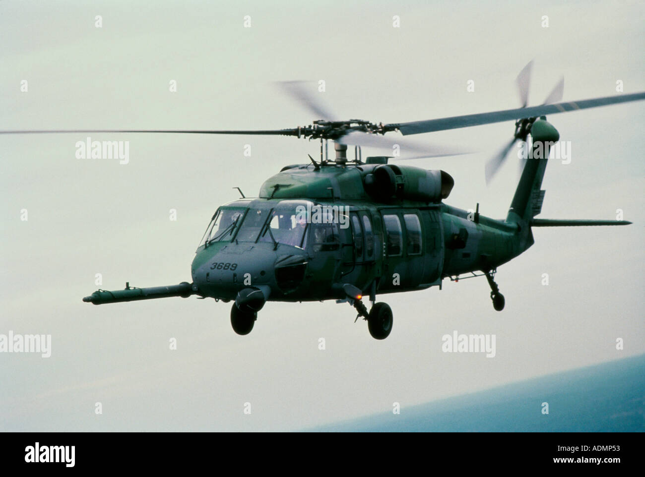 Uh 60l hi-res stock photography and images - Alamy