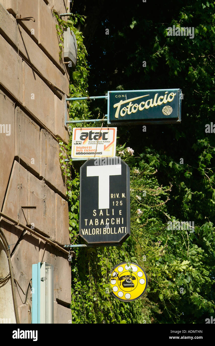 tobacco rome Tobacco shop rome italy hi-res stock photography and images