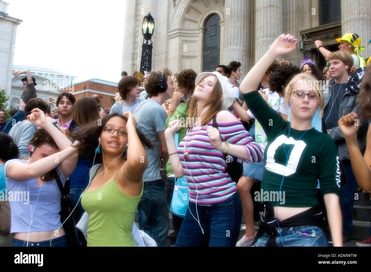 Mobile Clubbing event St Pauls Cathedral London Stock Photo