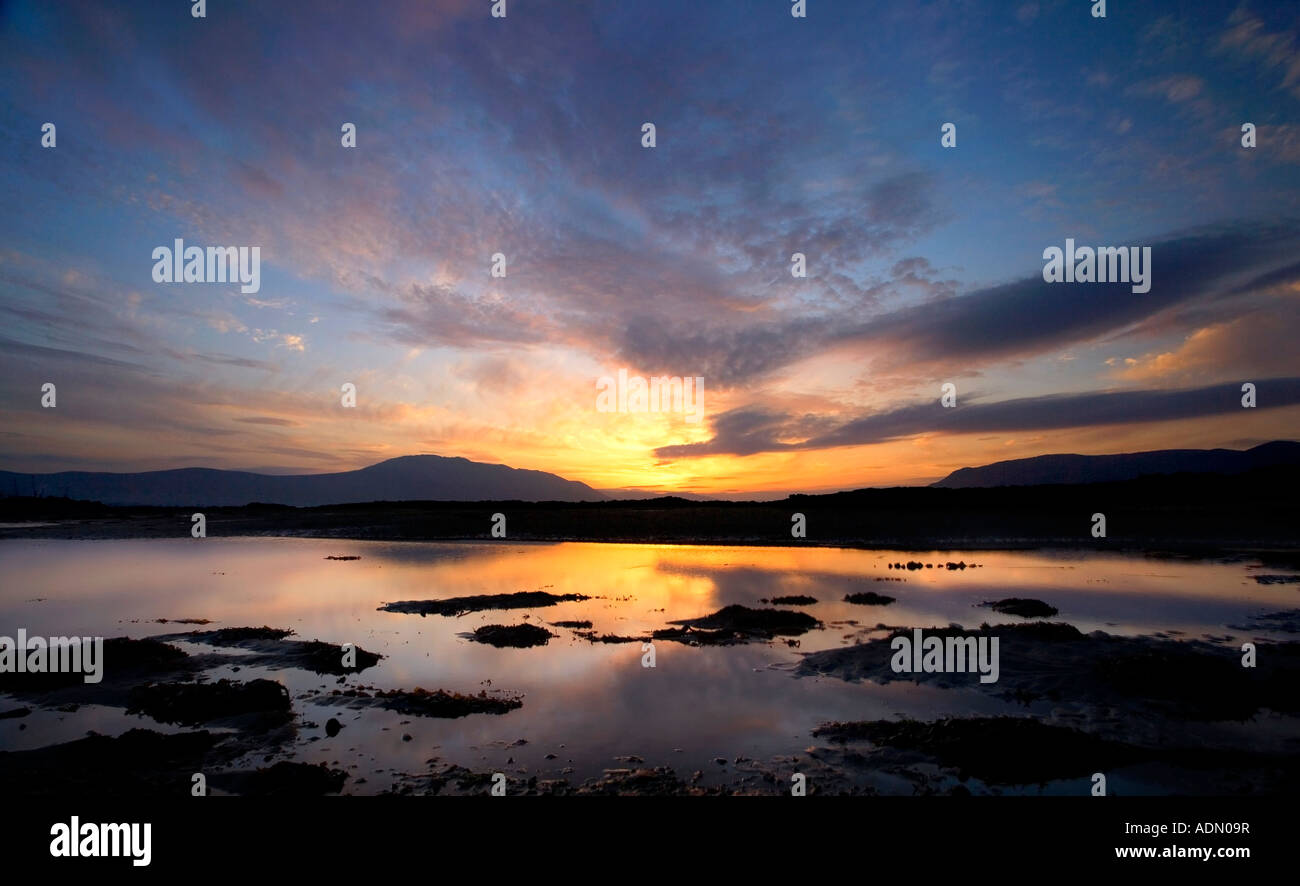 Reflective lake sunrise hi-res stock photography and images - Alamy