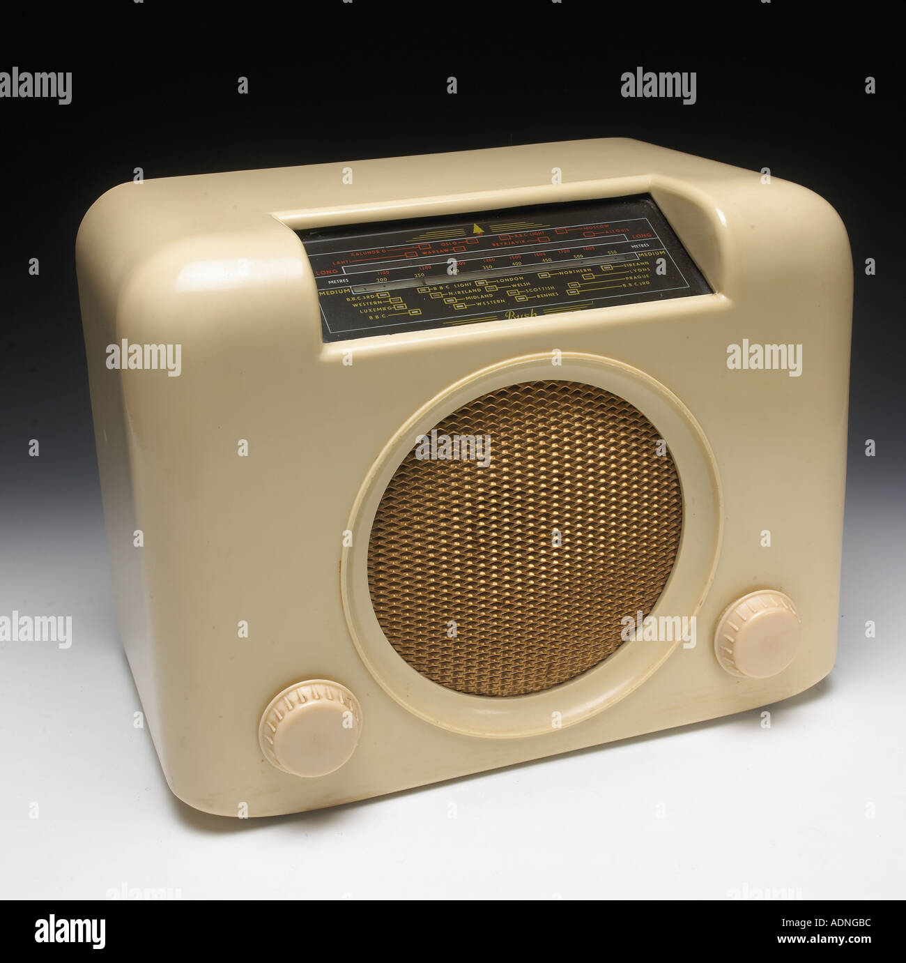 Old bush radios hi-res stock photography and images - Alamy