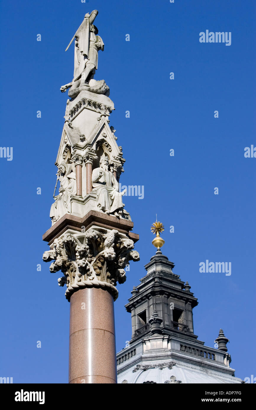 Westminster abbey statues hires stock photography and images Alamy