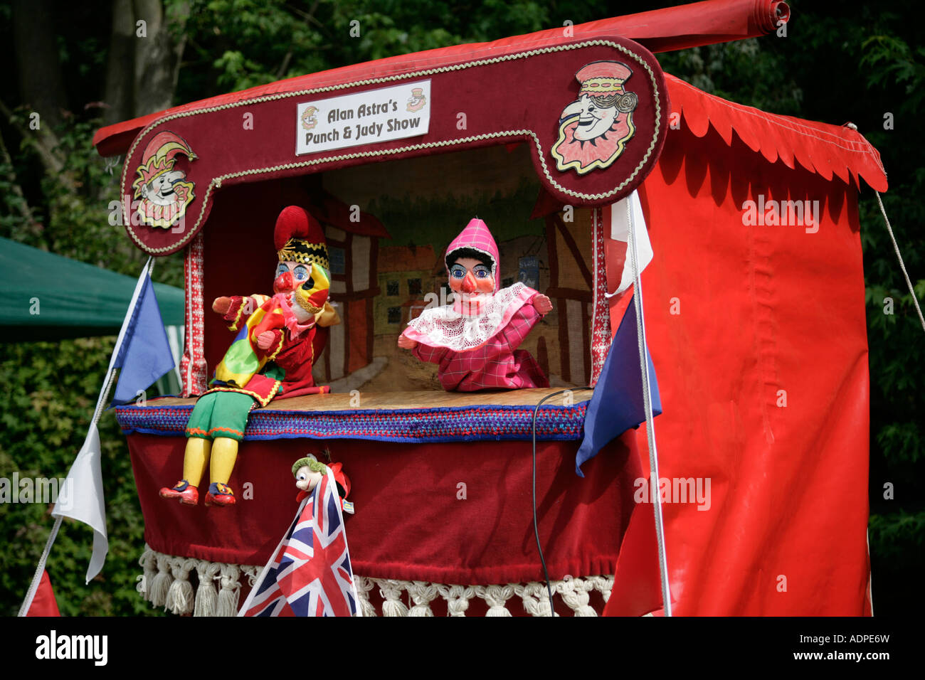 Punch and judy puppet hires stock photography and images Alamy