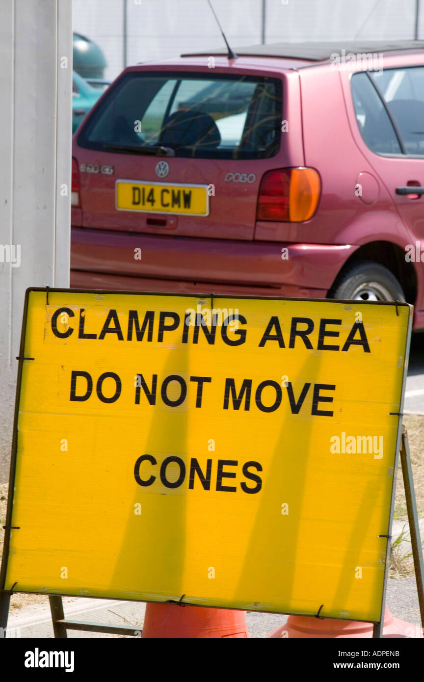 Clamping zone hires stock photography and images Alamy