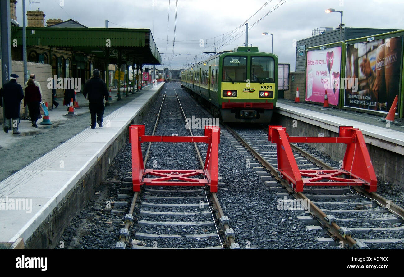 Dart Railway At Howth Ireland Stock Photo Alamy dart-railway-at-howth-ireland-stock-photo-alamy