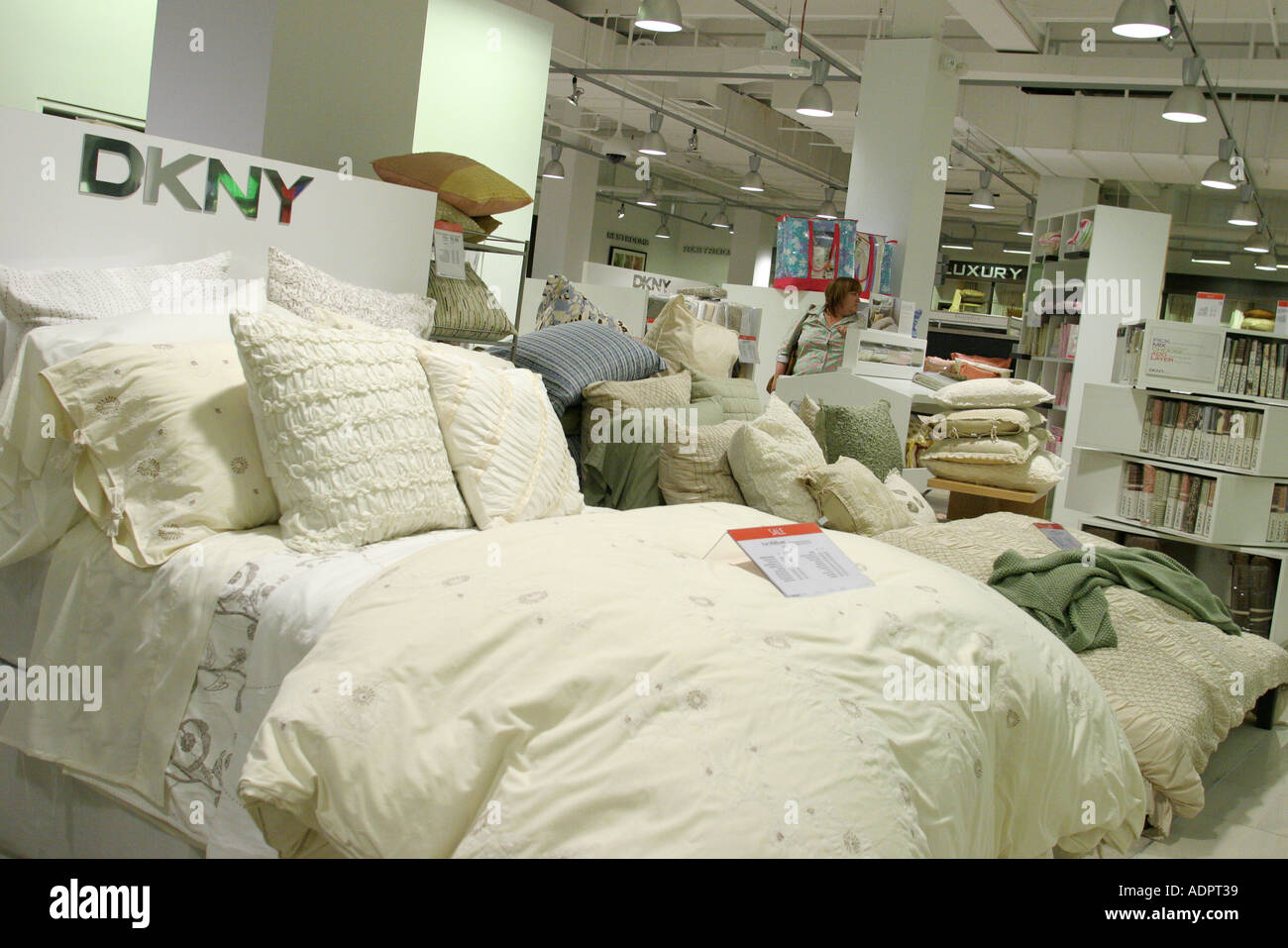 Miami Florida Dadeland Mall Macy S Department Store Bedroom