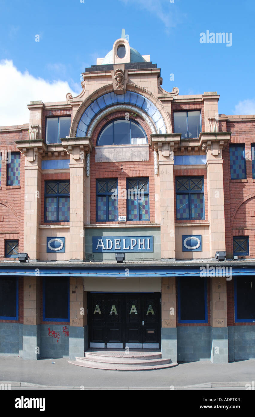Old Style Cinema In Sheffield England Stock Photo Alamy old-style-cinema-in-sheffield-england-stock-photo-alamy