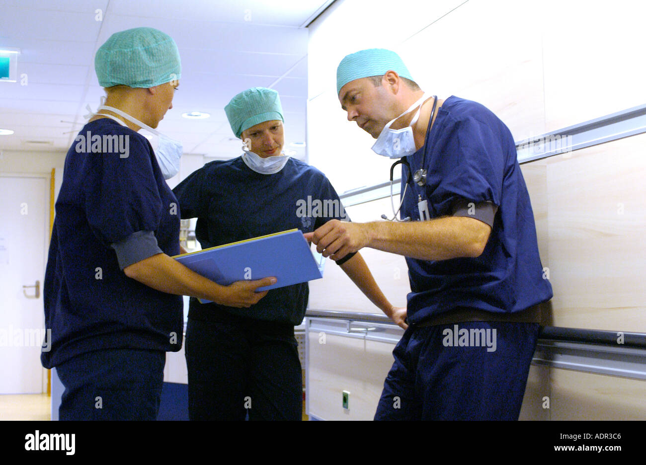 doctors discussing treatment Stock Photo