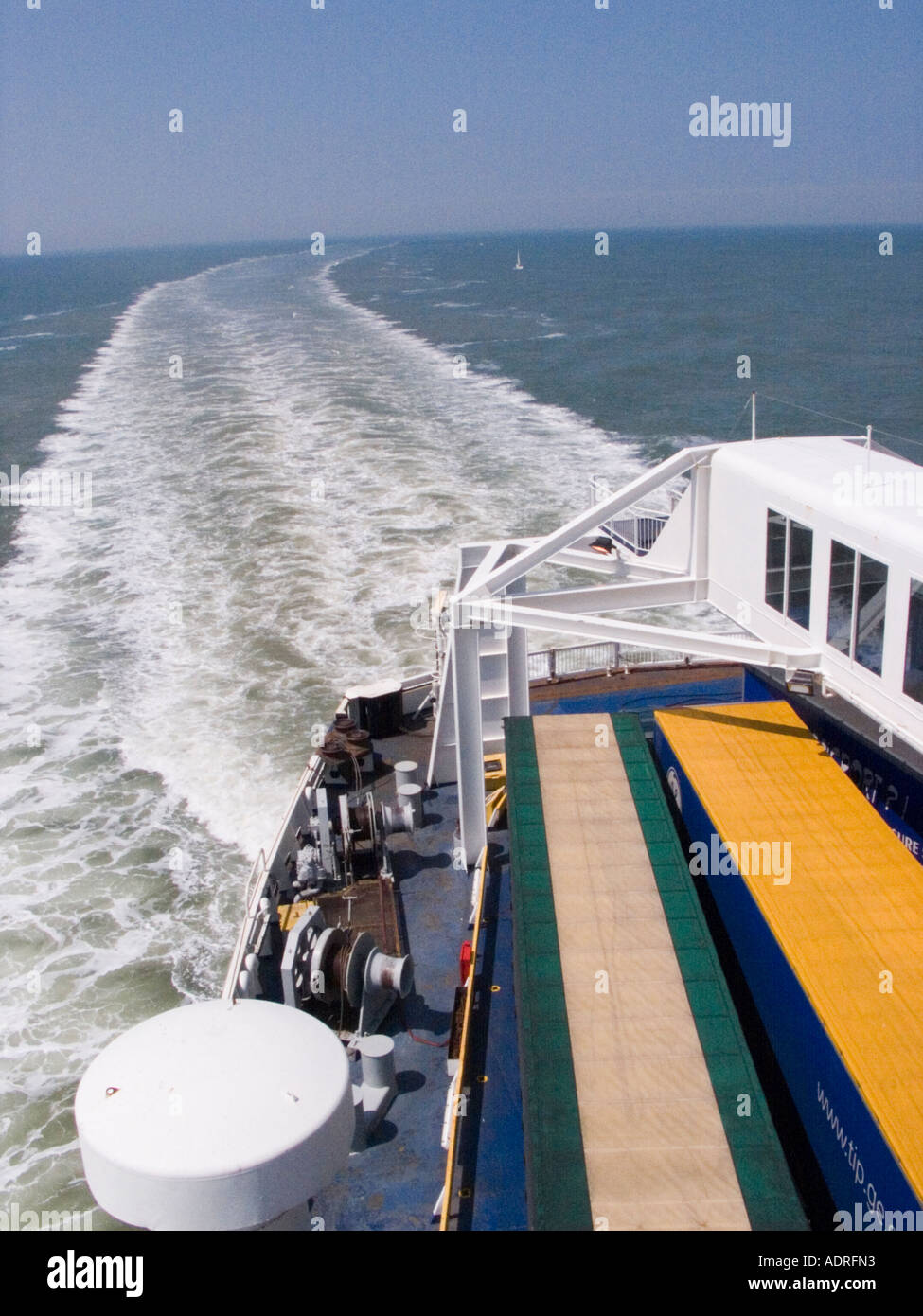 P&O Ferry Dover to Calais Stock Photo - Alamy