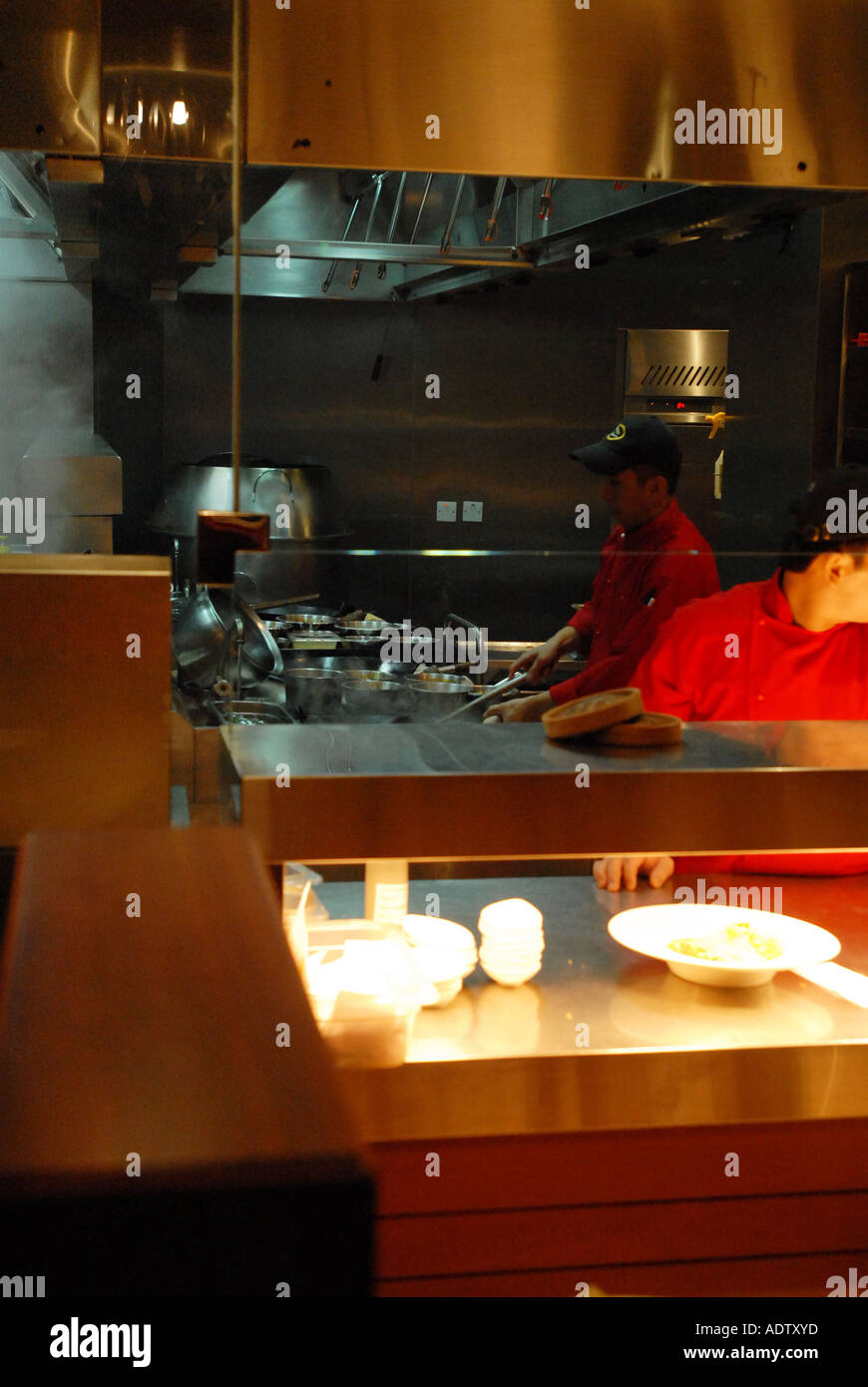 noodle bar in the souk madinat dubai Stock Photo Alamy