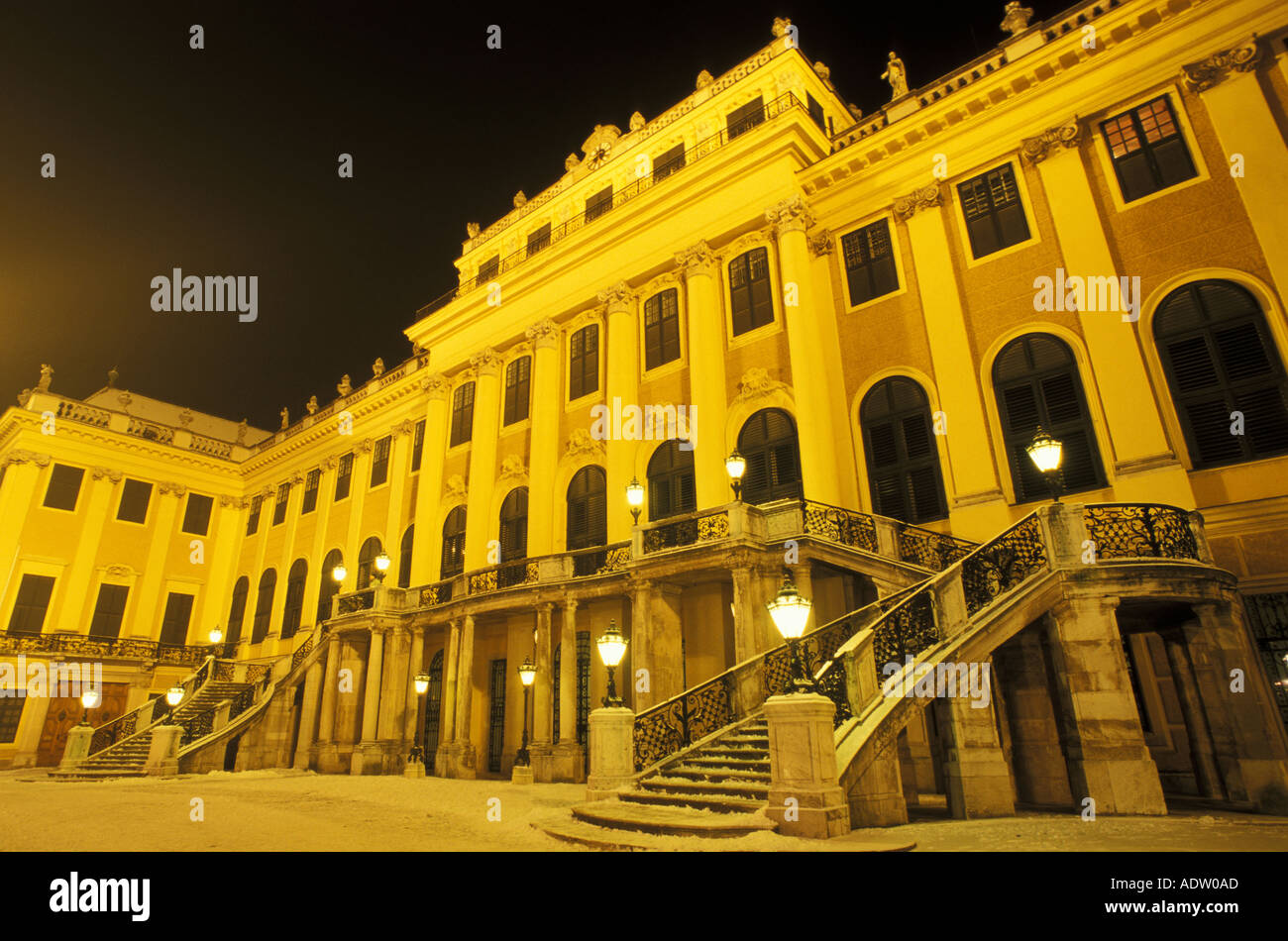 Schönbrunn castle Vienna Stock Photo - Alamy