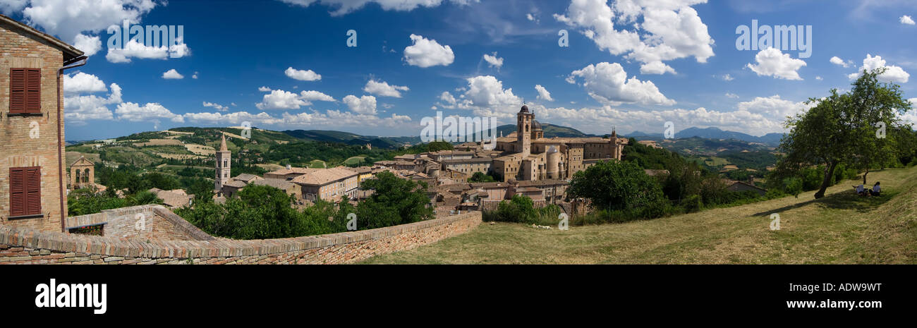 Urbino skyline hi-res stock photography and images - Alamy