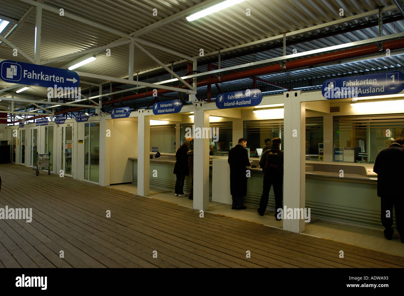 railway station Linz Stock Photo - Alamy