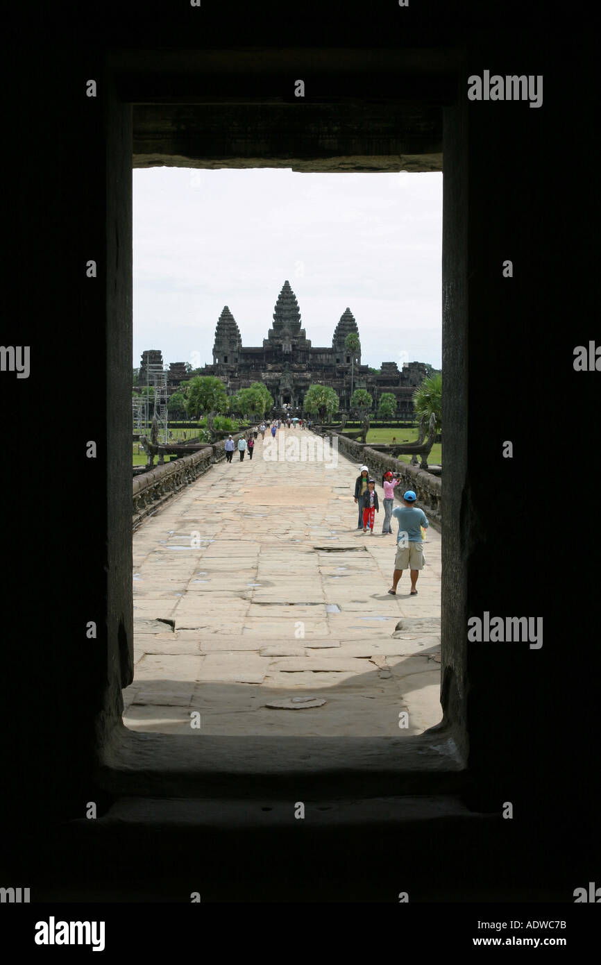 Tourists visit famous Cambodian visitor attraction Angkor Wat Temple ...