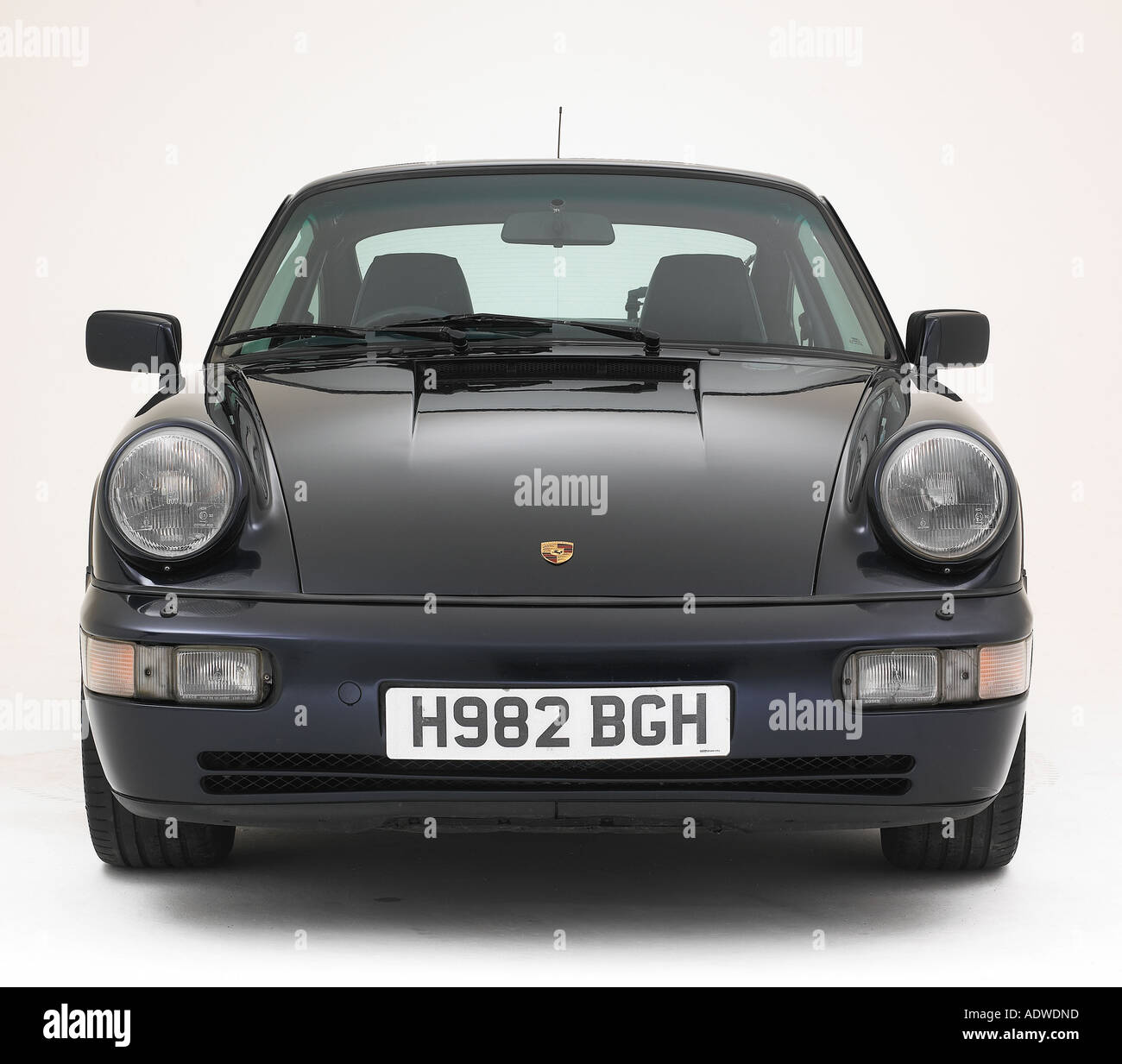 1991 Porsche 964 Carrera 4 Stock Photo - Alamy 1991 Porsche 964 Carrera 4 Stock Photo - Alamy