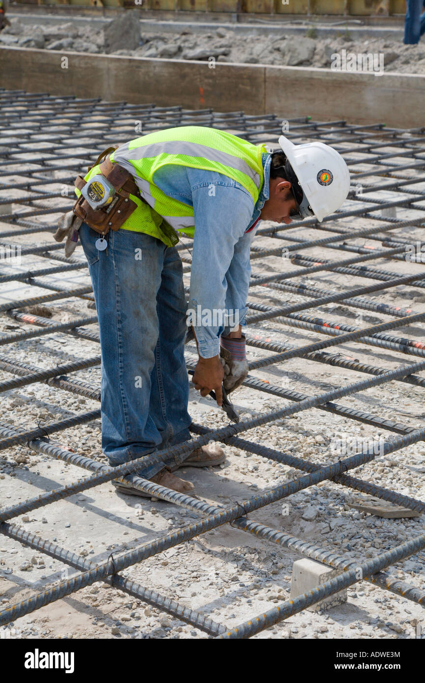 Hook for rebar steel work reinforcement. Rebar tying tool. Reinforcement  steel rod. Construction rebar steel work reinforcement. Closeup of Steel  reba Stock Photo - Alamy