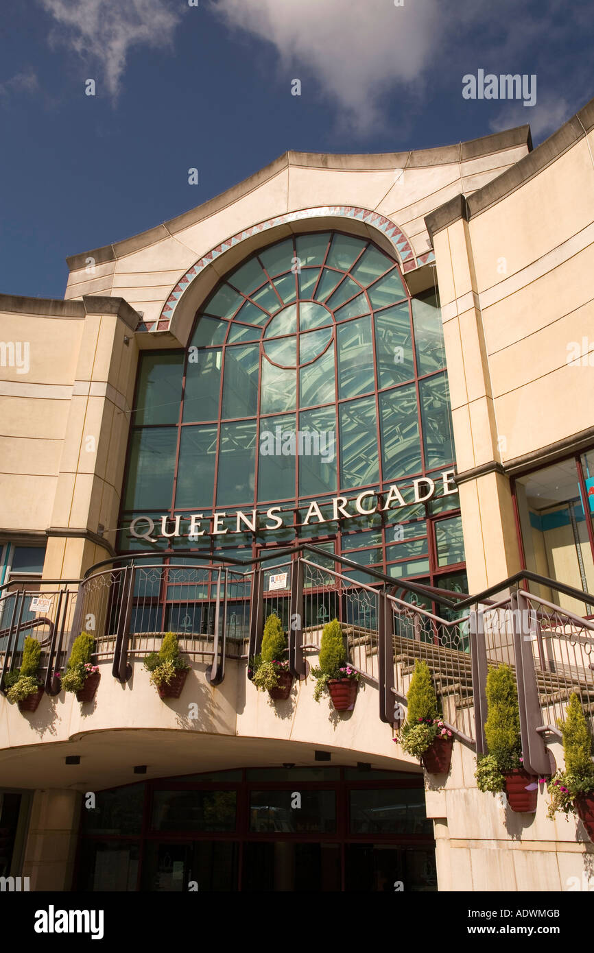 Queens center mall hires stock photography and images Alamy